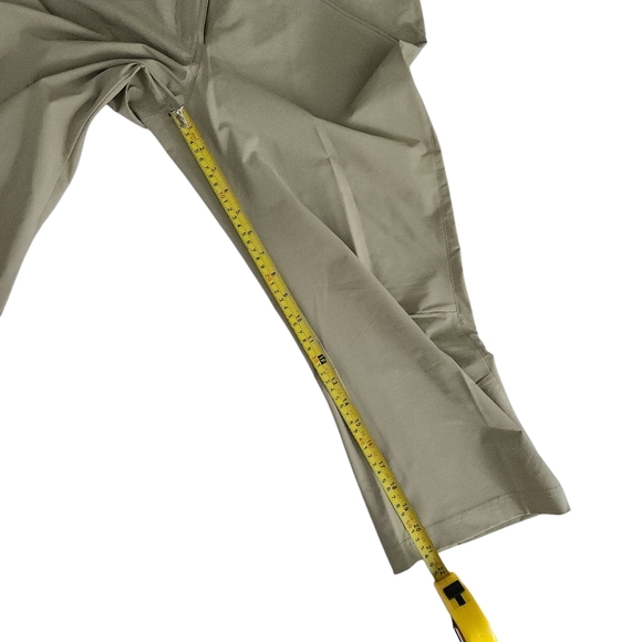 SALOMON Wayfarer Capri Hiking Pants beige size 8 - Picture 13 of 16